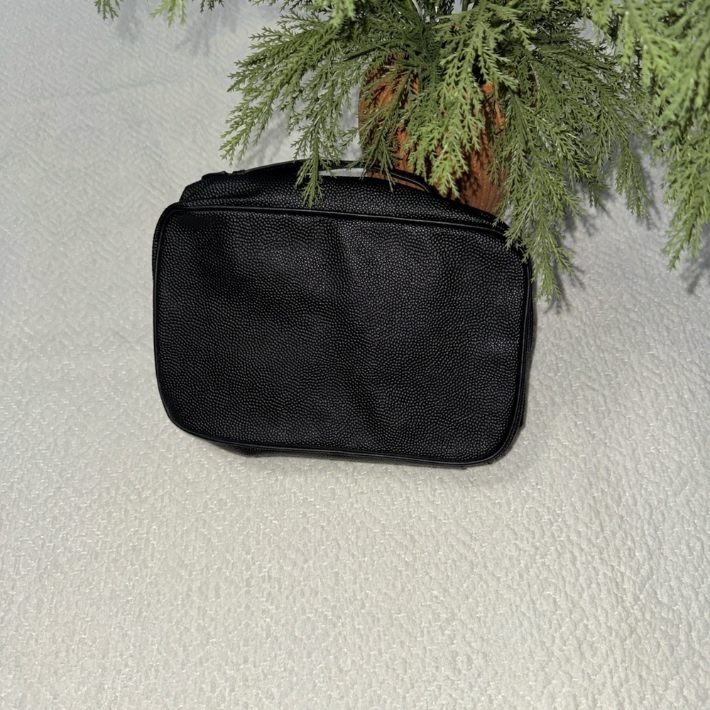 NWOT Ed Hardy Black Travel Pouch - Picture 2 of 7